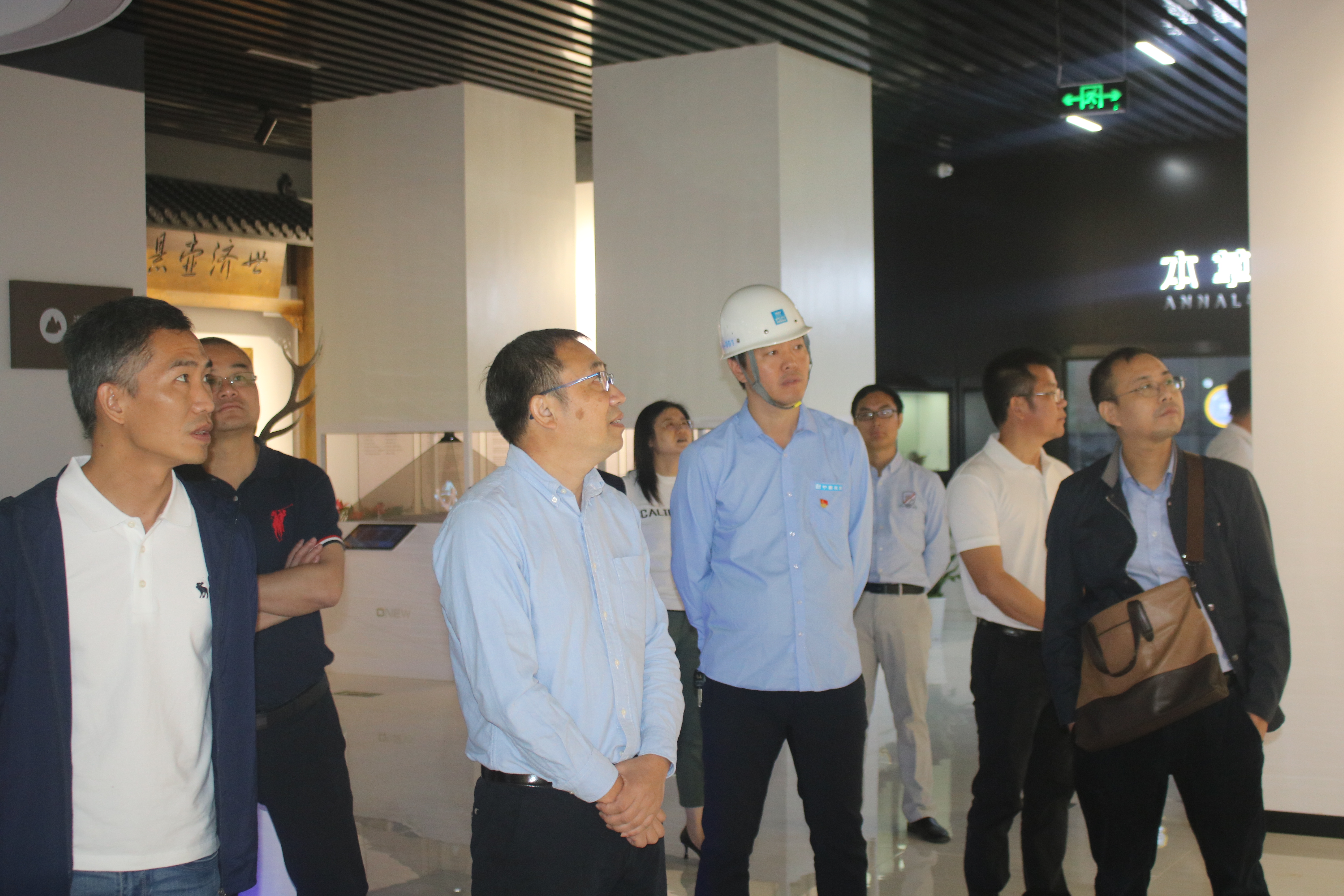 f1aa9f49eefe0acc06df734f47fd3a4.jpg f1aa9f49eefe0acc06df734f47fd3a4.jpg