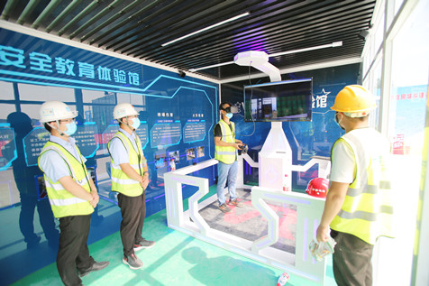 安全教育VR体验_副本.jpg 安全教育VR体验_副本.jpg