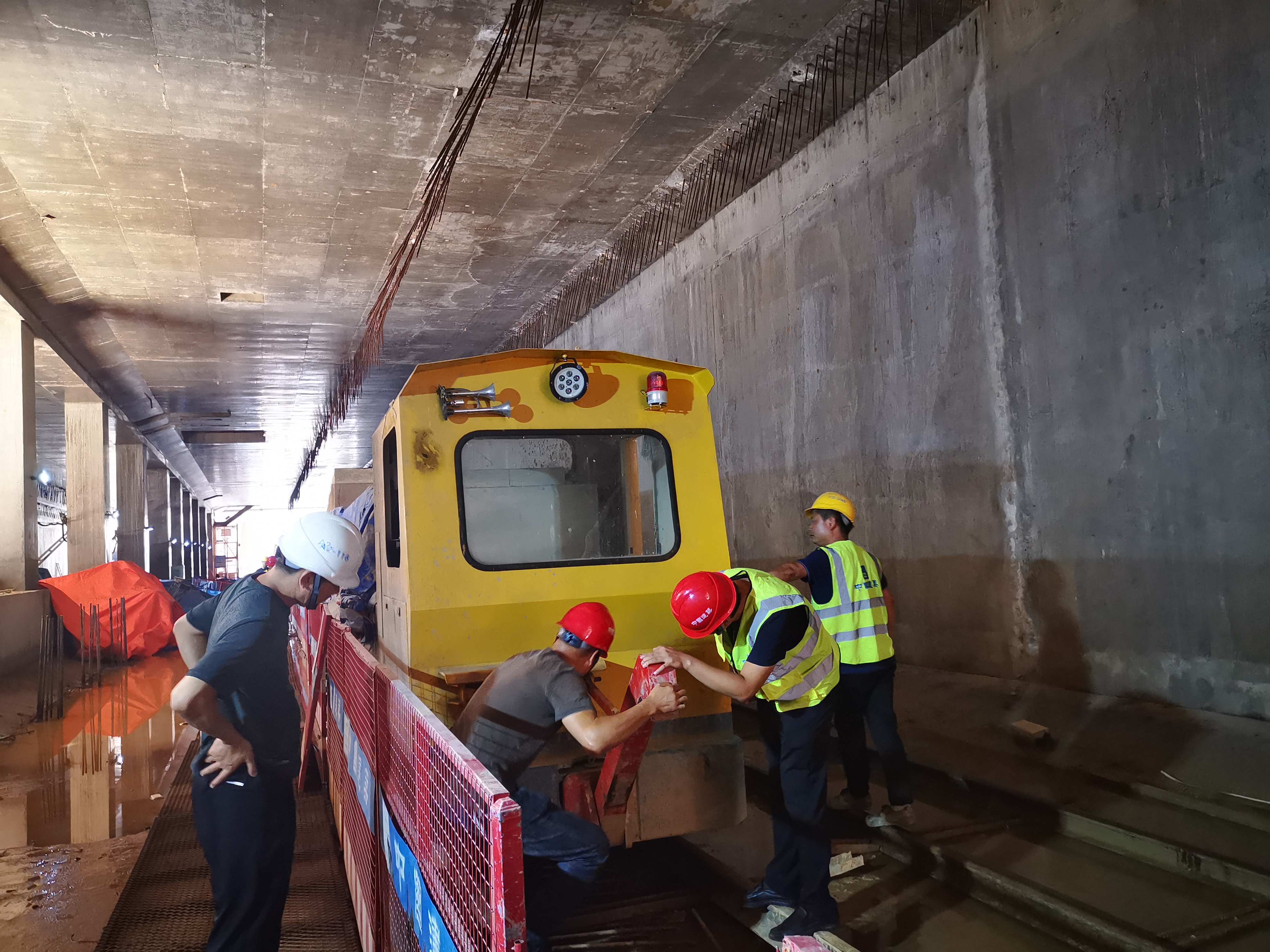 现场模拟.jpg 现场模拟.jpg