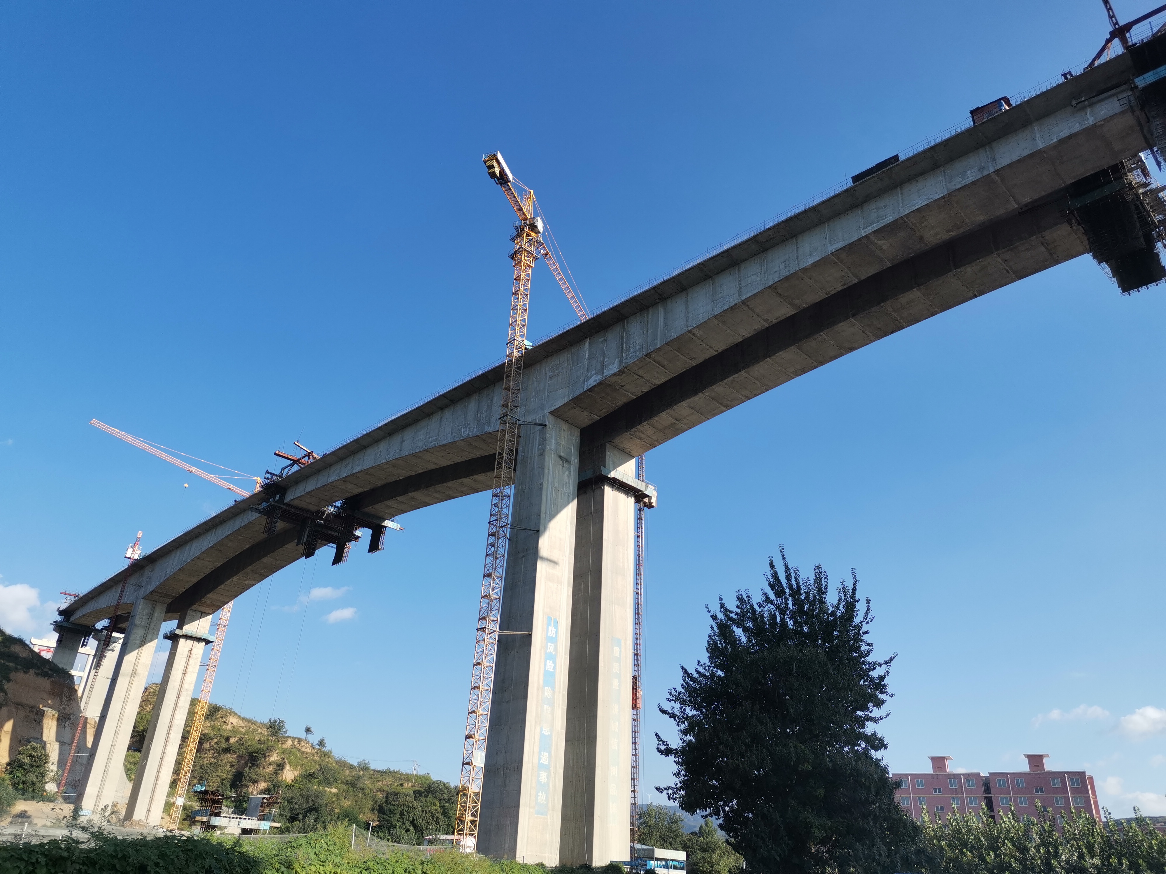 青龙涧河特大桥.jpg 青龙涧河特大桥.jpg