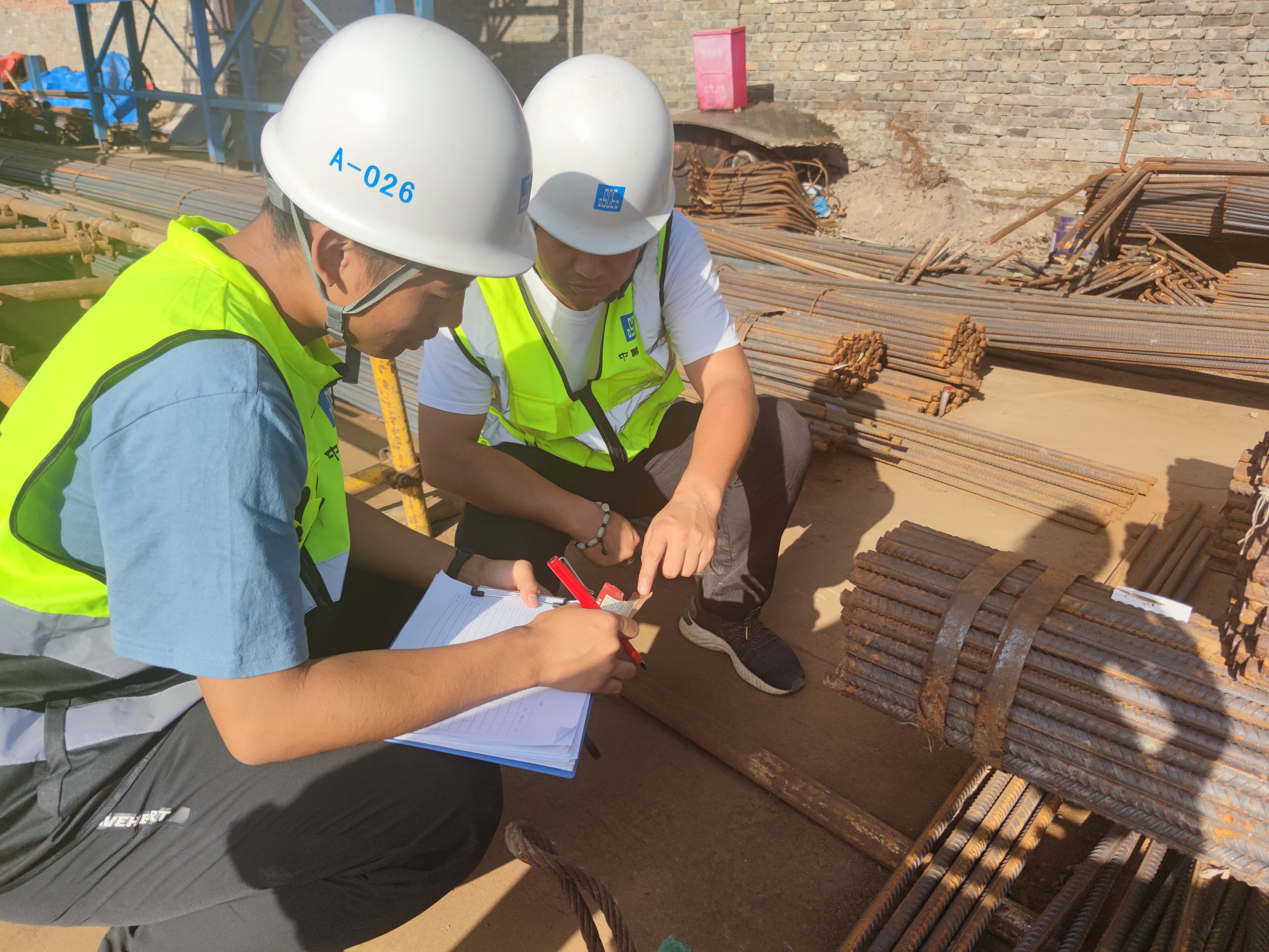 杨凌 (2).jpg 杨凌 (2).jpg