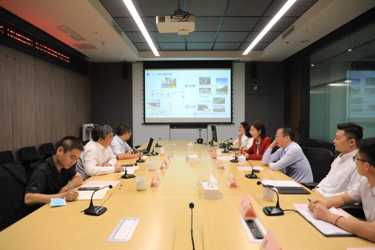 中汽工程（机械四院）与中建五局建筑设计院举行战略合作协议洽谈会.png