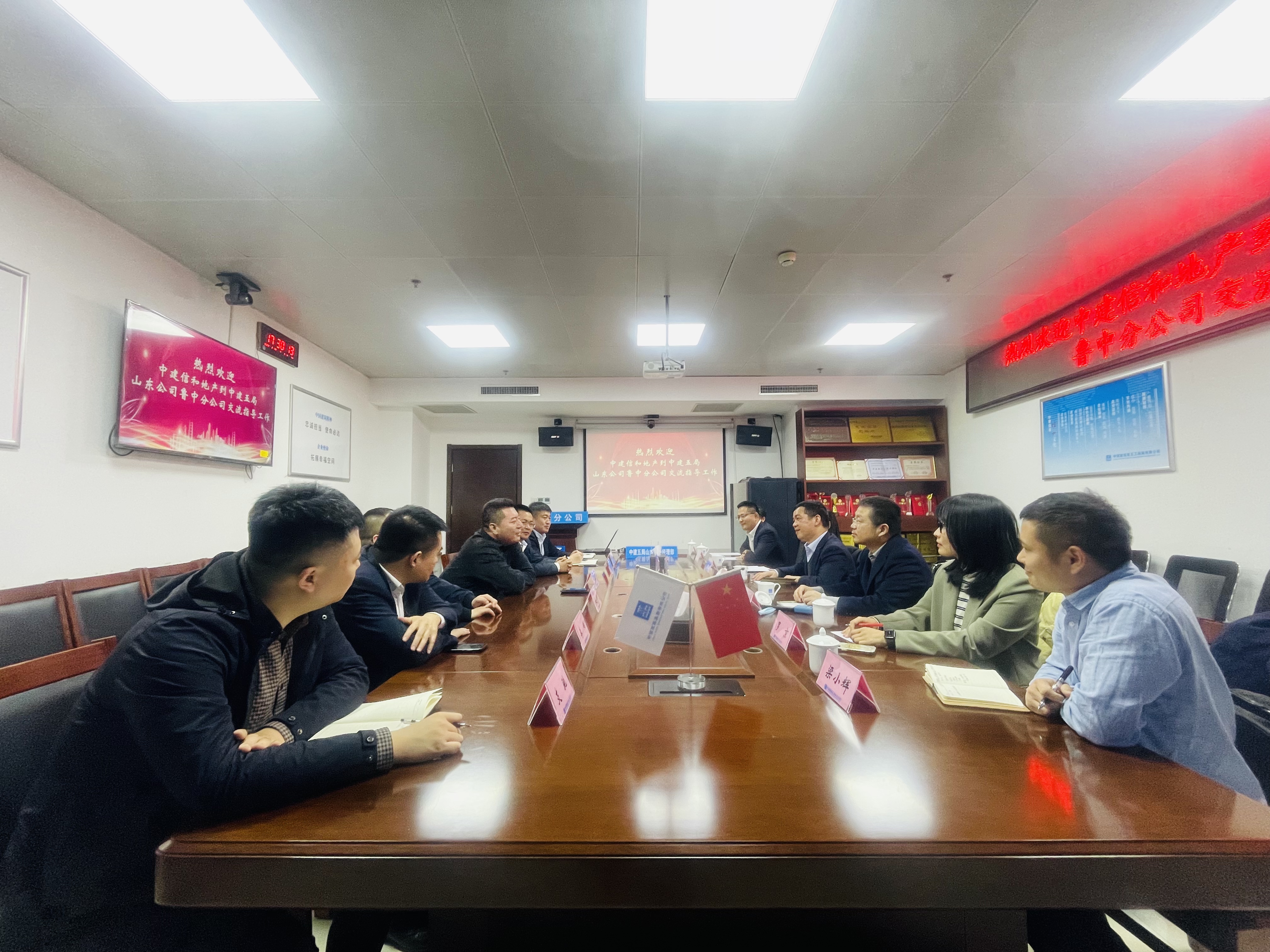 1ea330de88c1ee6820d72f1677677a9.jpg 1ea330de88c1ee6820d72f1677677a9.jpg