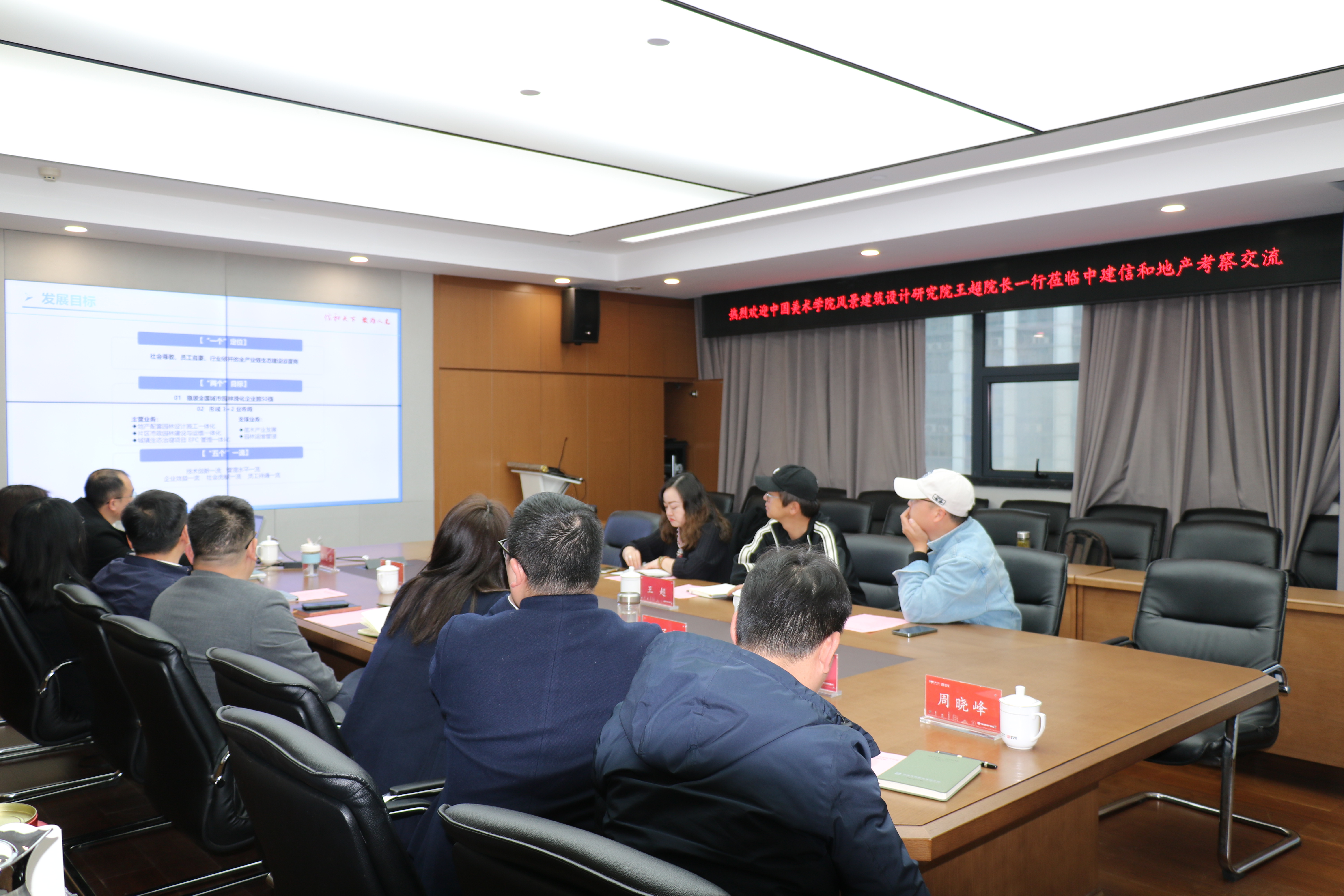 4f5d608c41b9e12d3625873b8dff525.jpg 4f5d608c41b9e12d3625873b8dff525.jpg