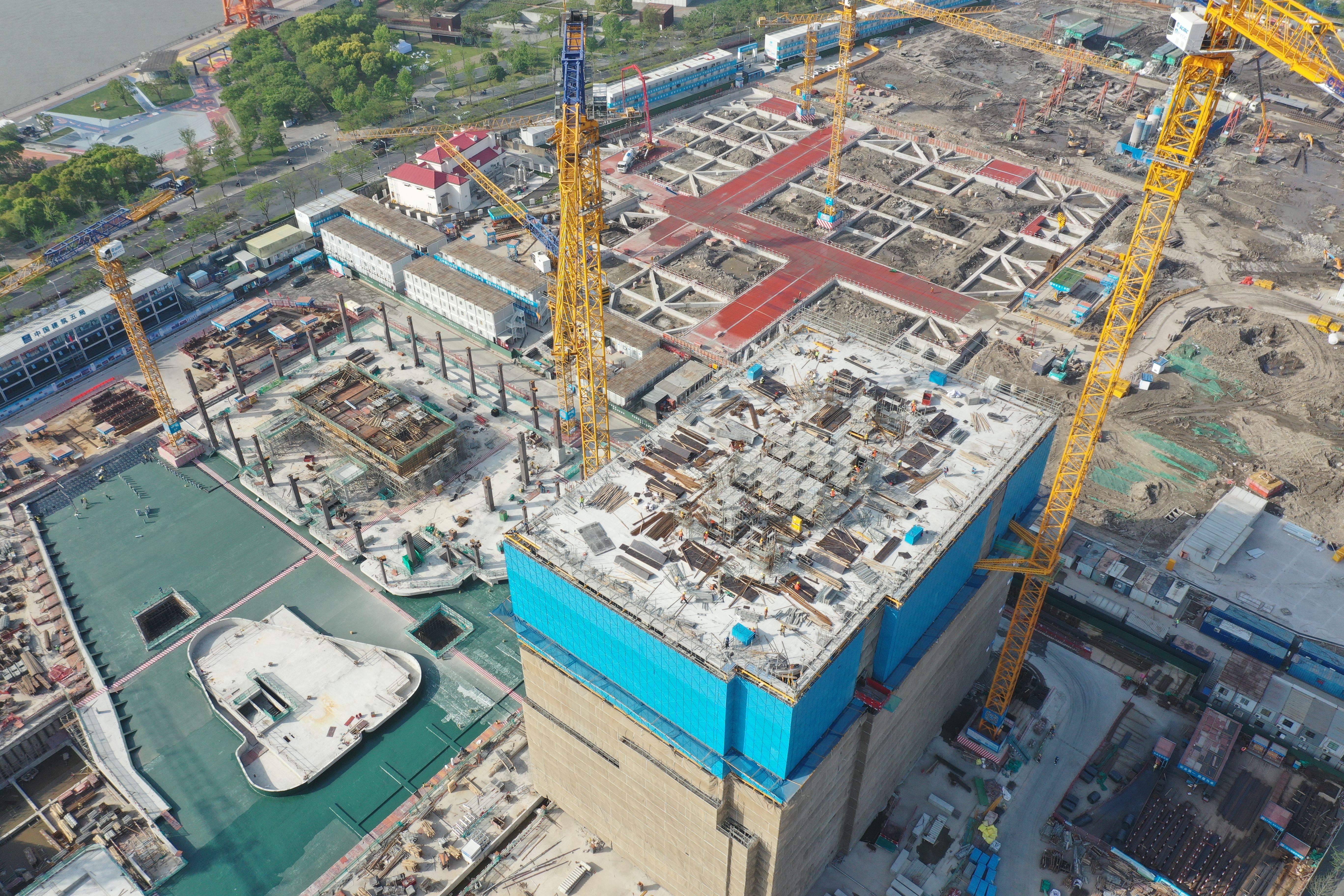 施工现场.jpg 施工现场.jpg