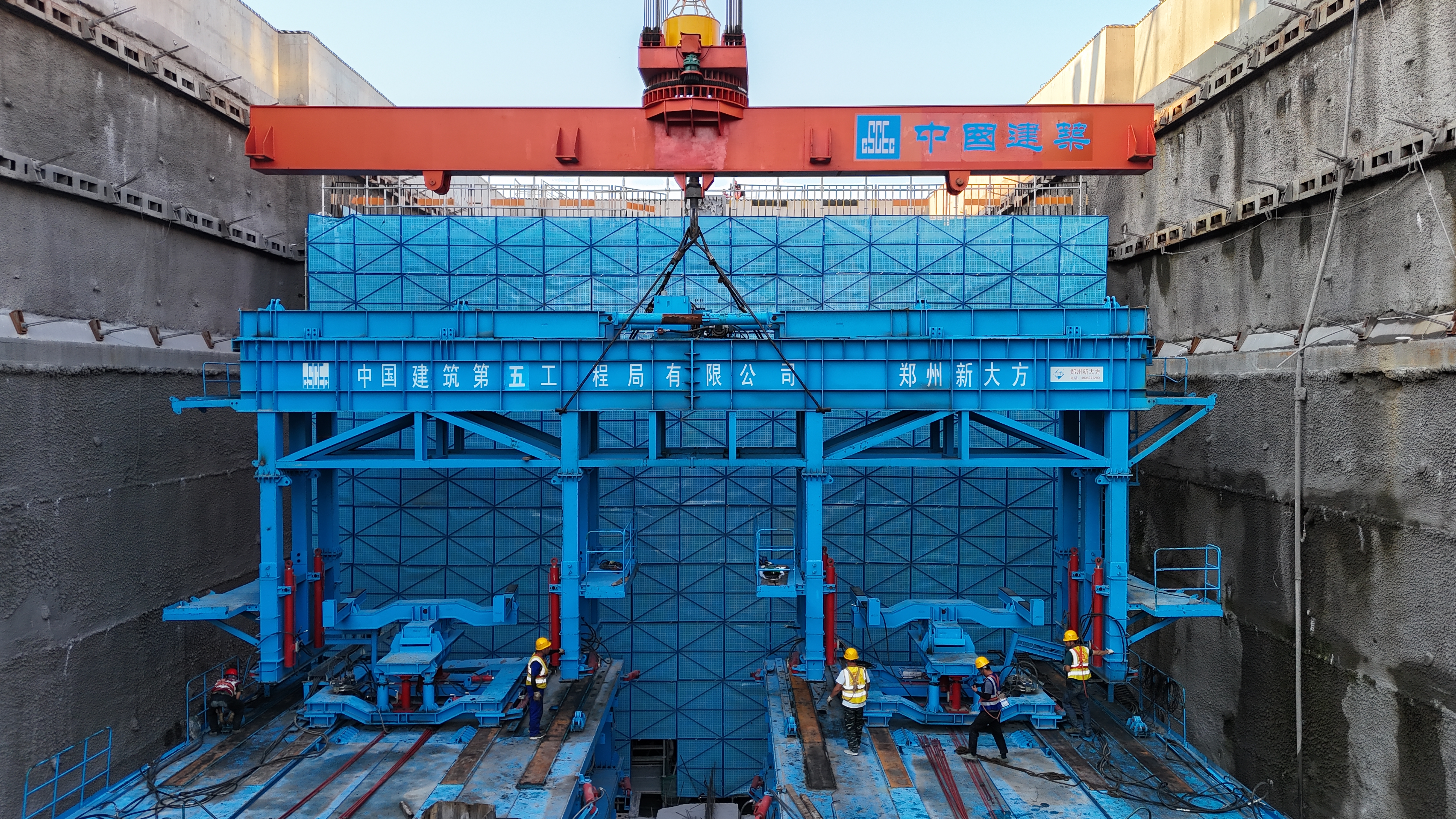 2.装配式拼装台车..jpg 2.装配式拼装台车..jpg