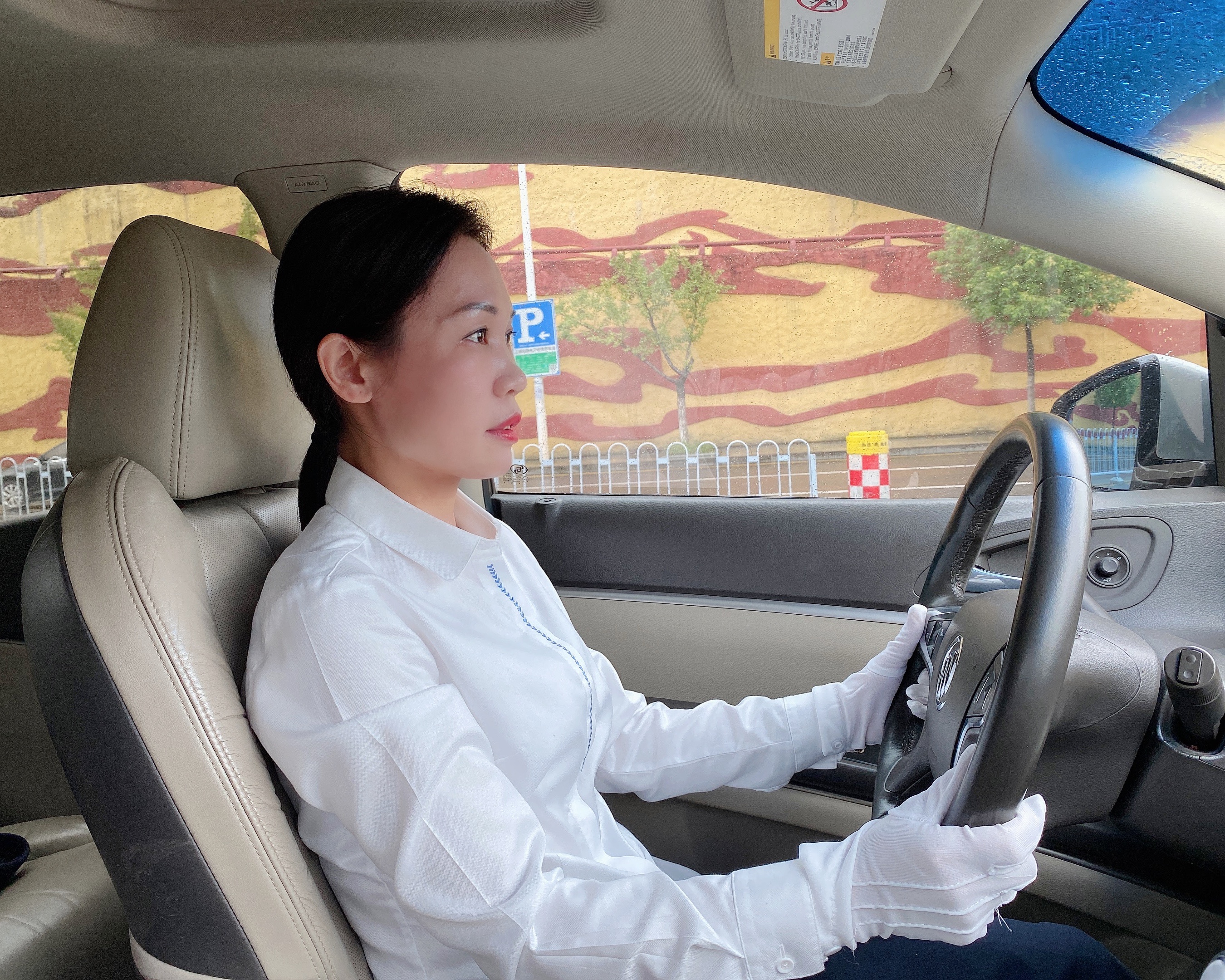 严爱江.jpg 严爱江.jpg