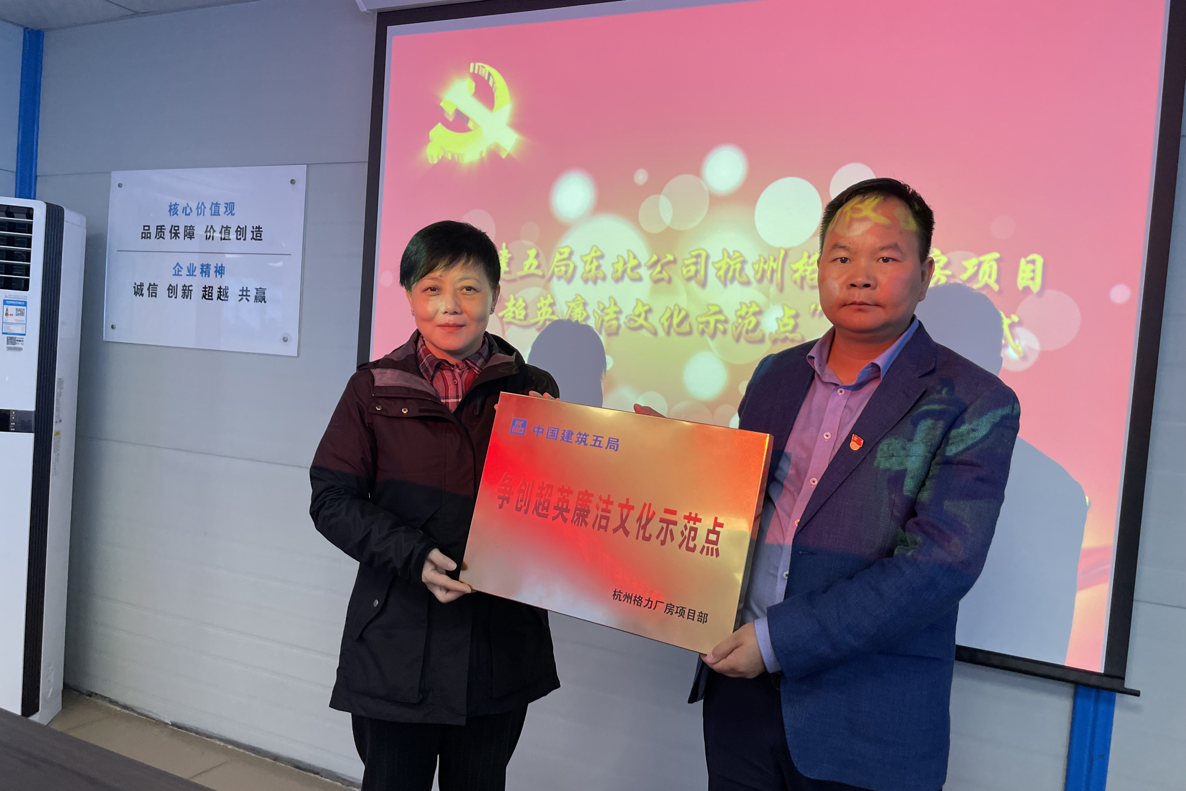 W020211107667279389027.jpg W020211107667279389027.jpg