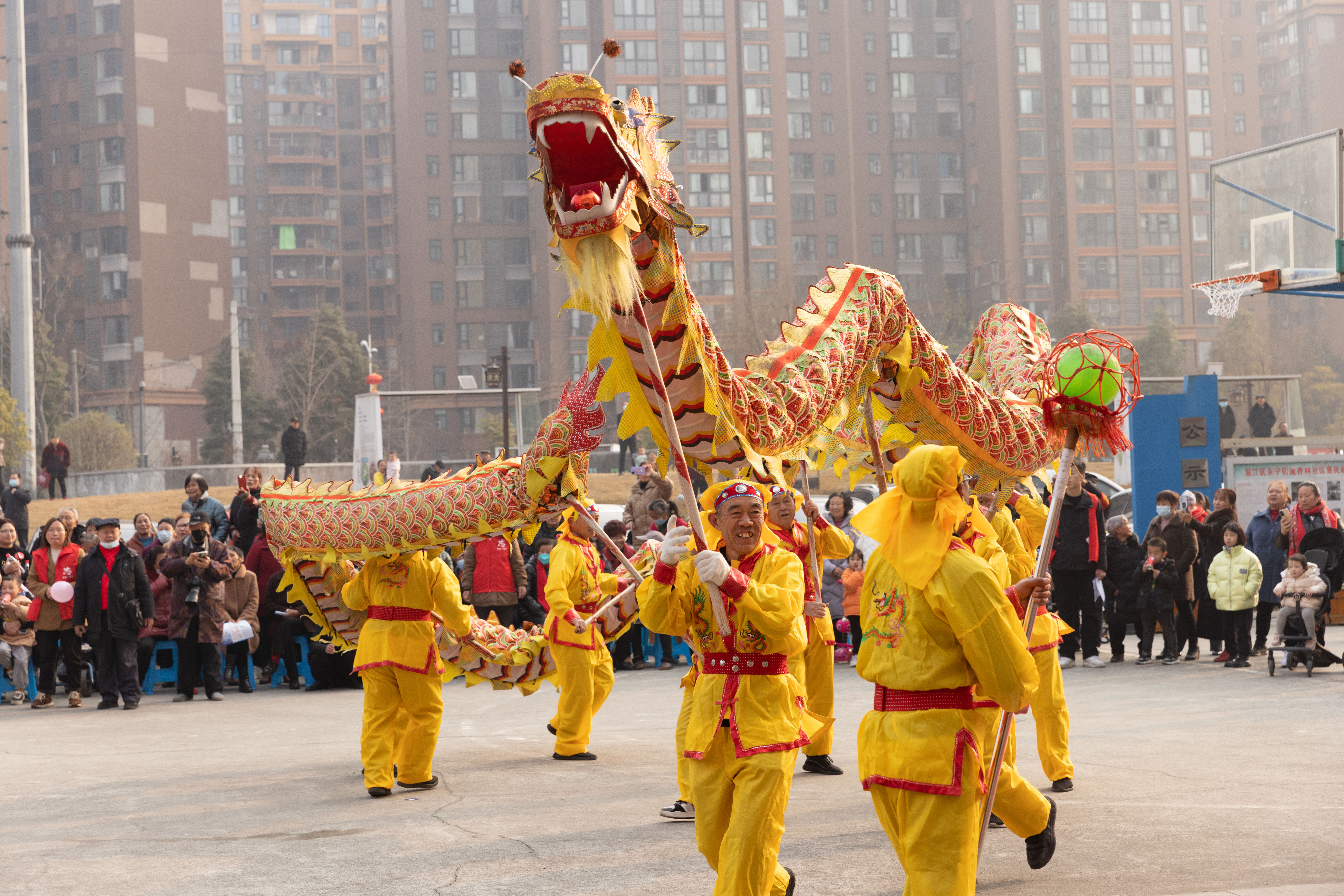 舞龙.jpg