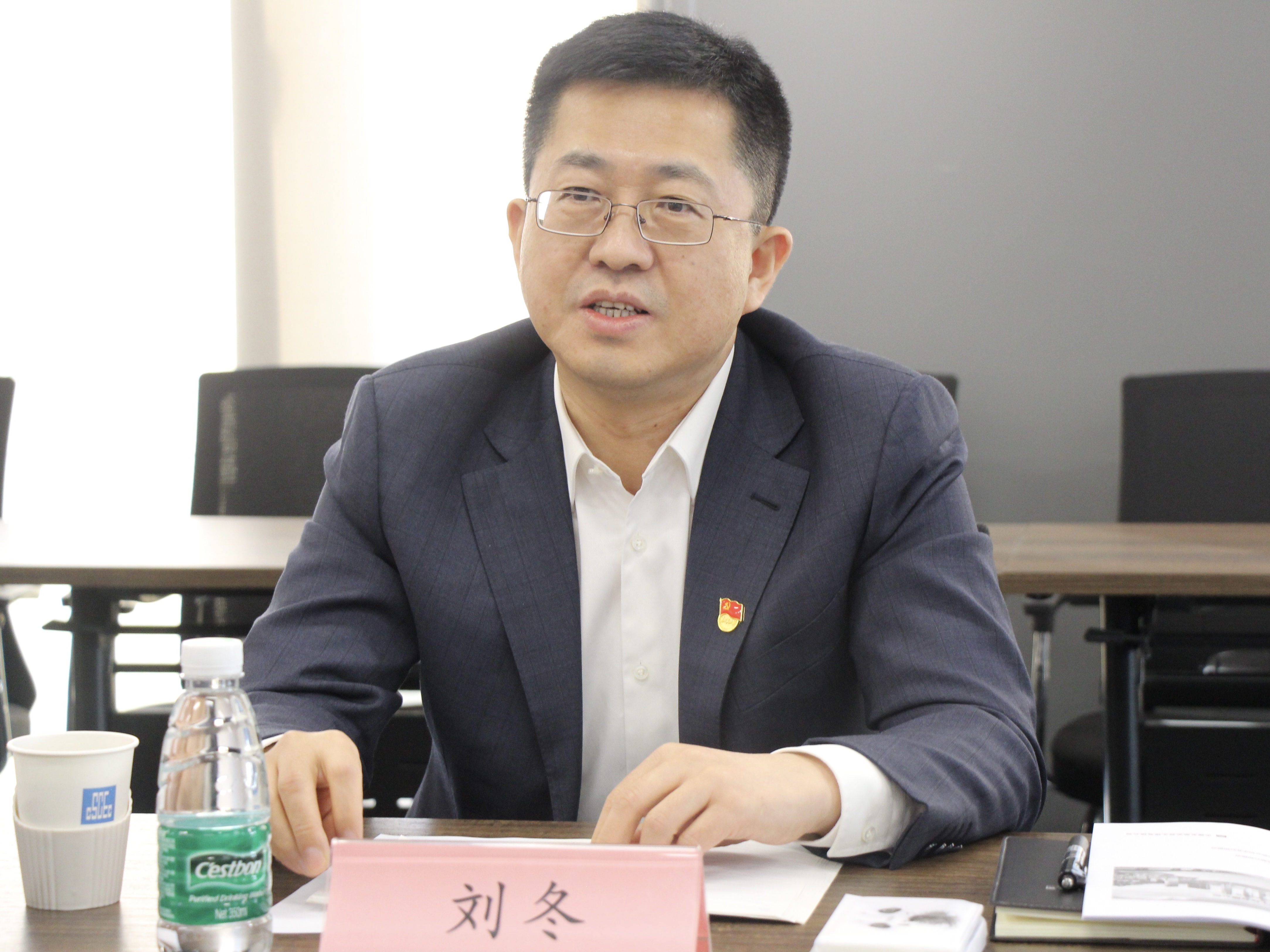 汇报现场 2月7日,中建五局党委副书记,董事,总经理刘冬到安装公司