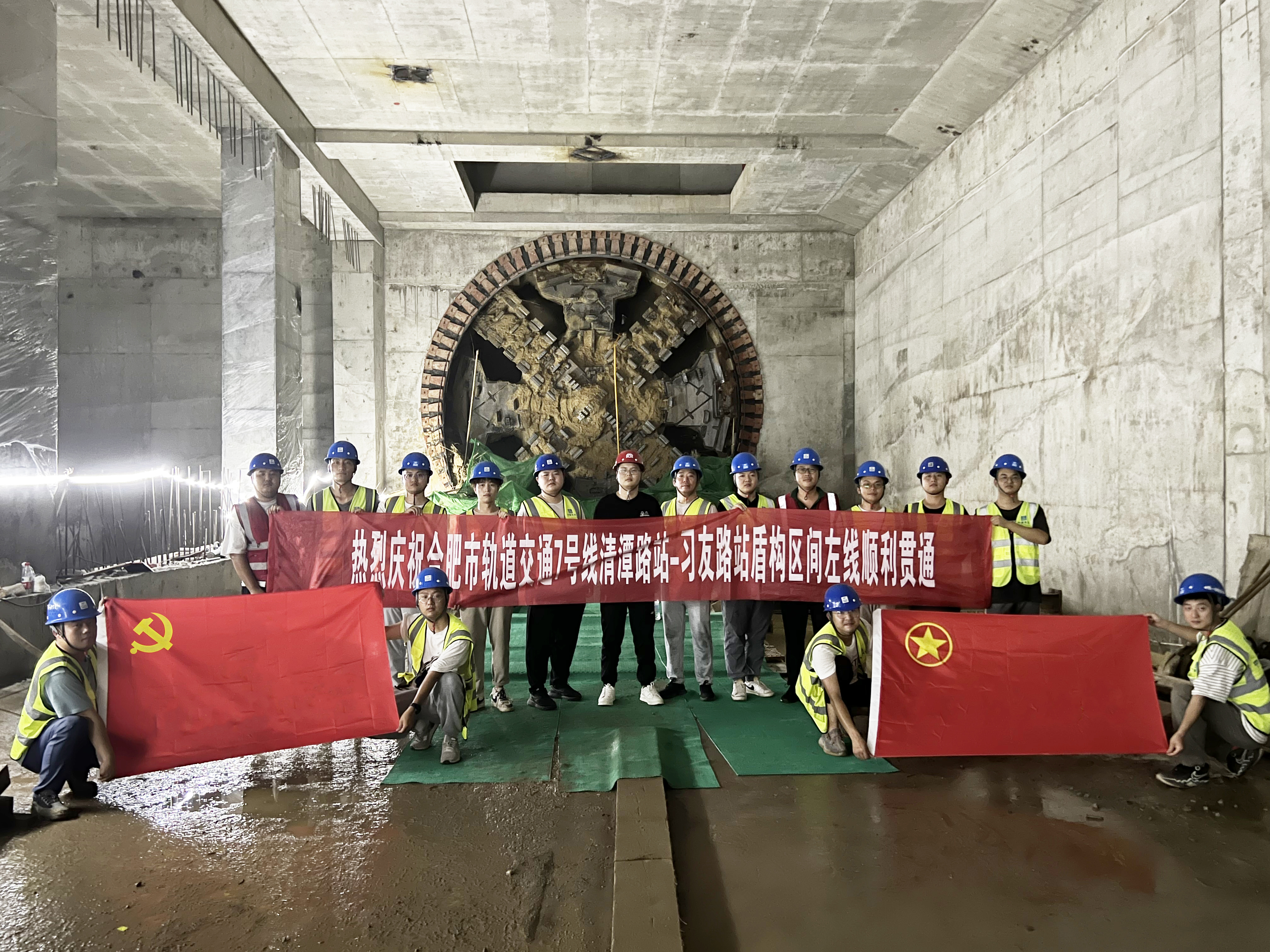 合影.jpg