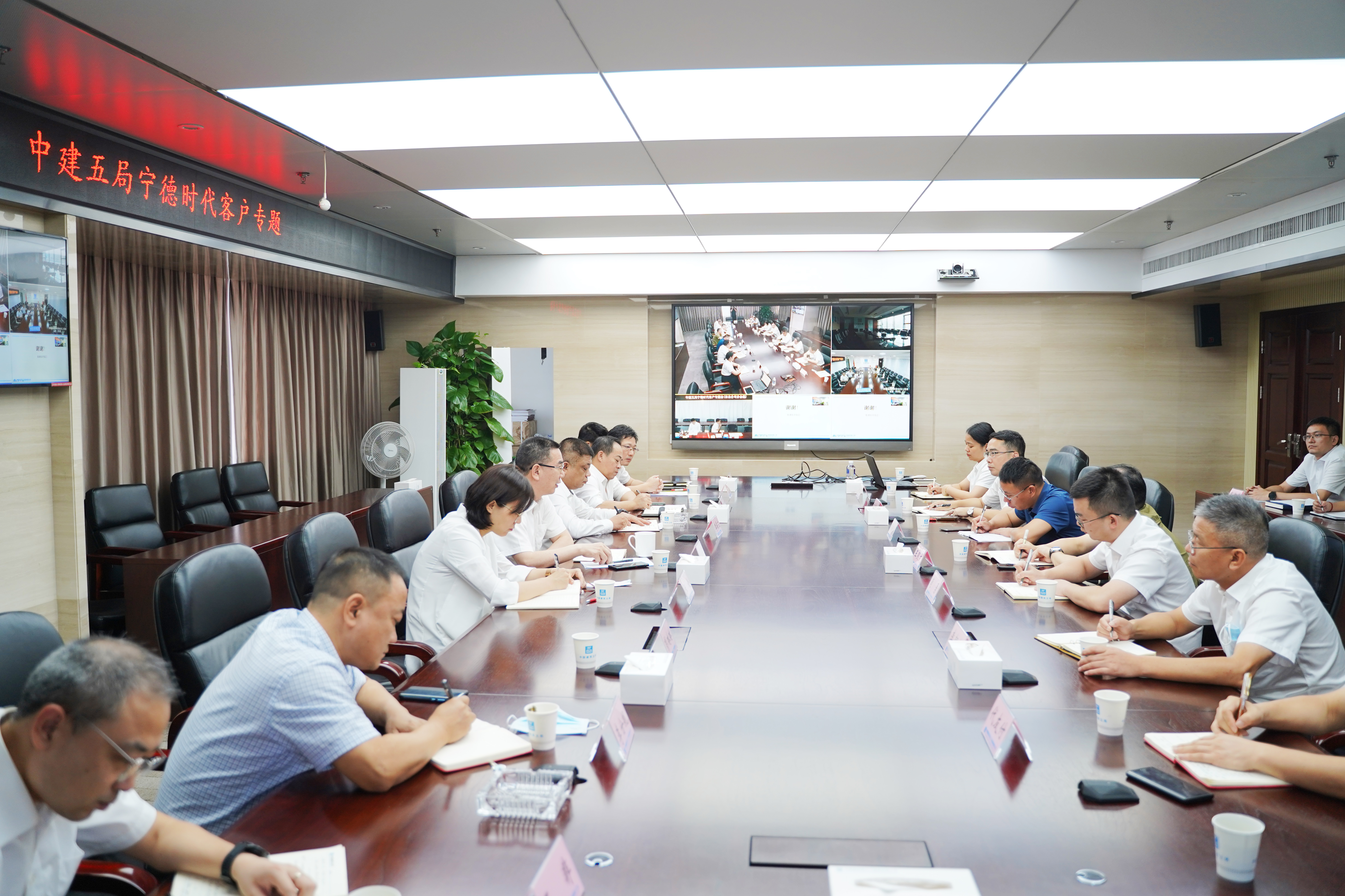 主会场.jpg 主会场.jpg