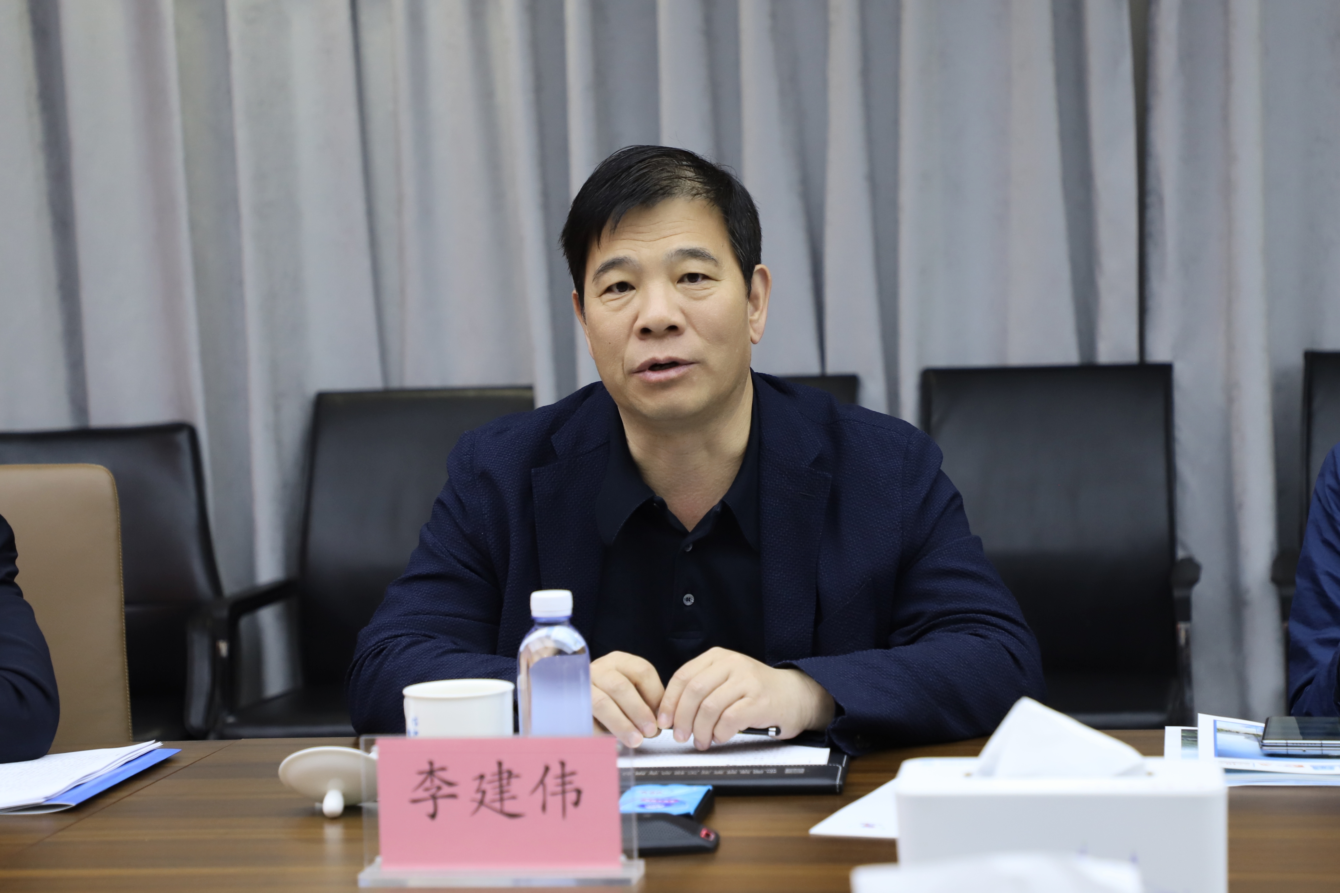 李建伟讲话.jpg