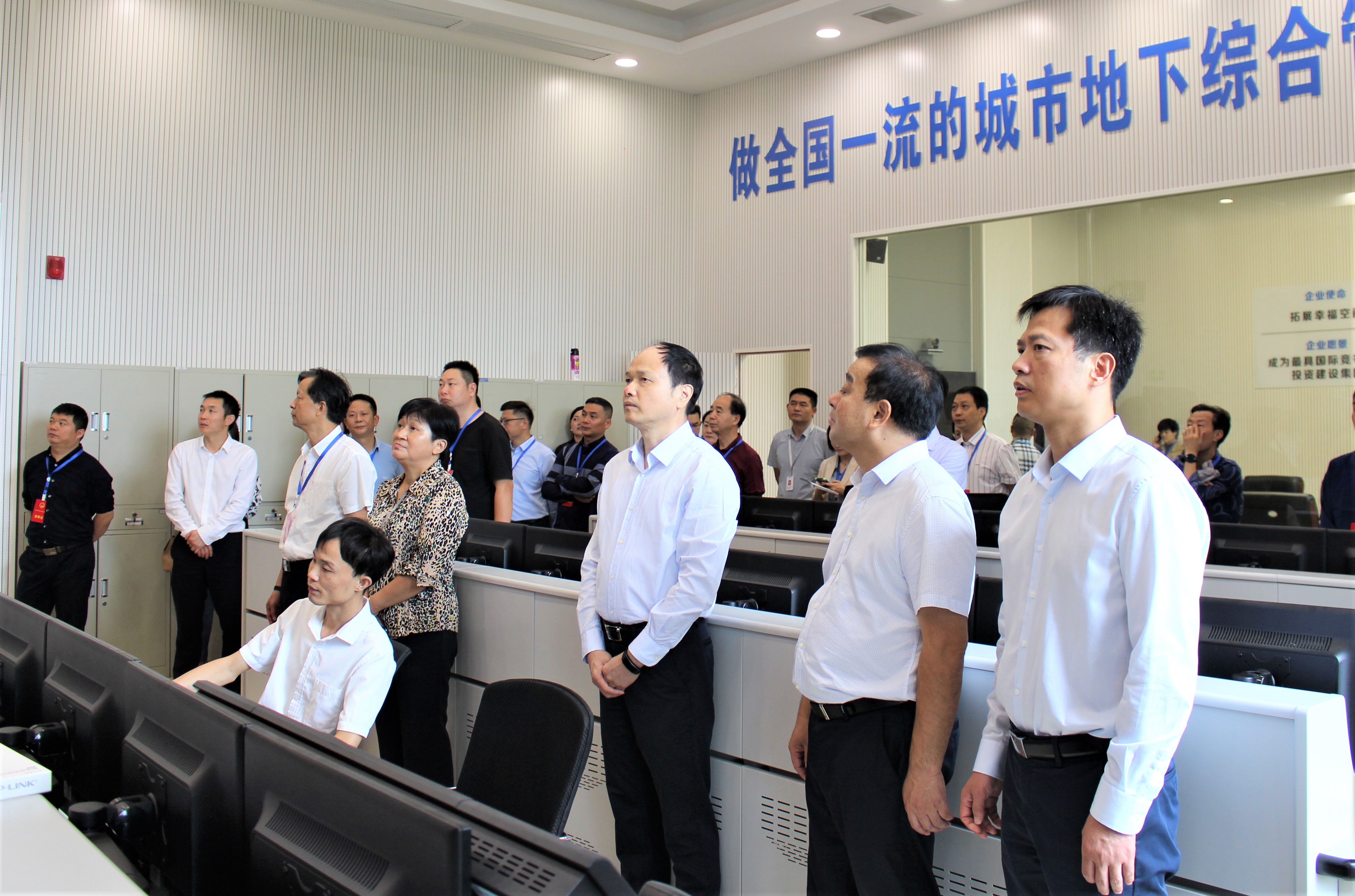 人大代表3.jpg 人大代表3.jpg