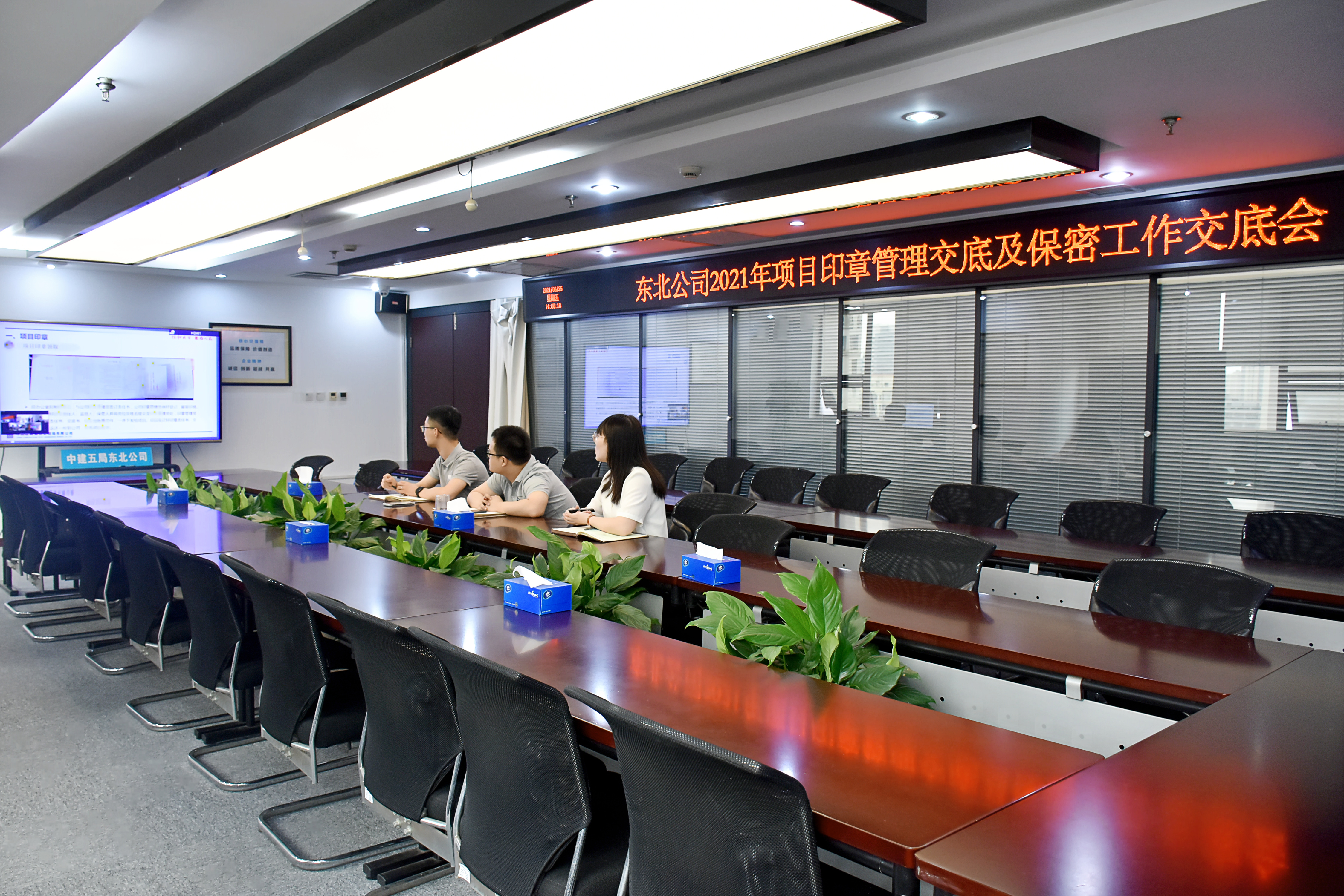 8e8fdf9242364d00738e79adff3f9ba.jpg 8e8fdf9242364d00738e79adff3f9ba.jpg