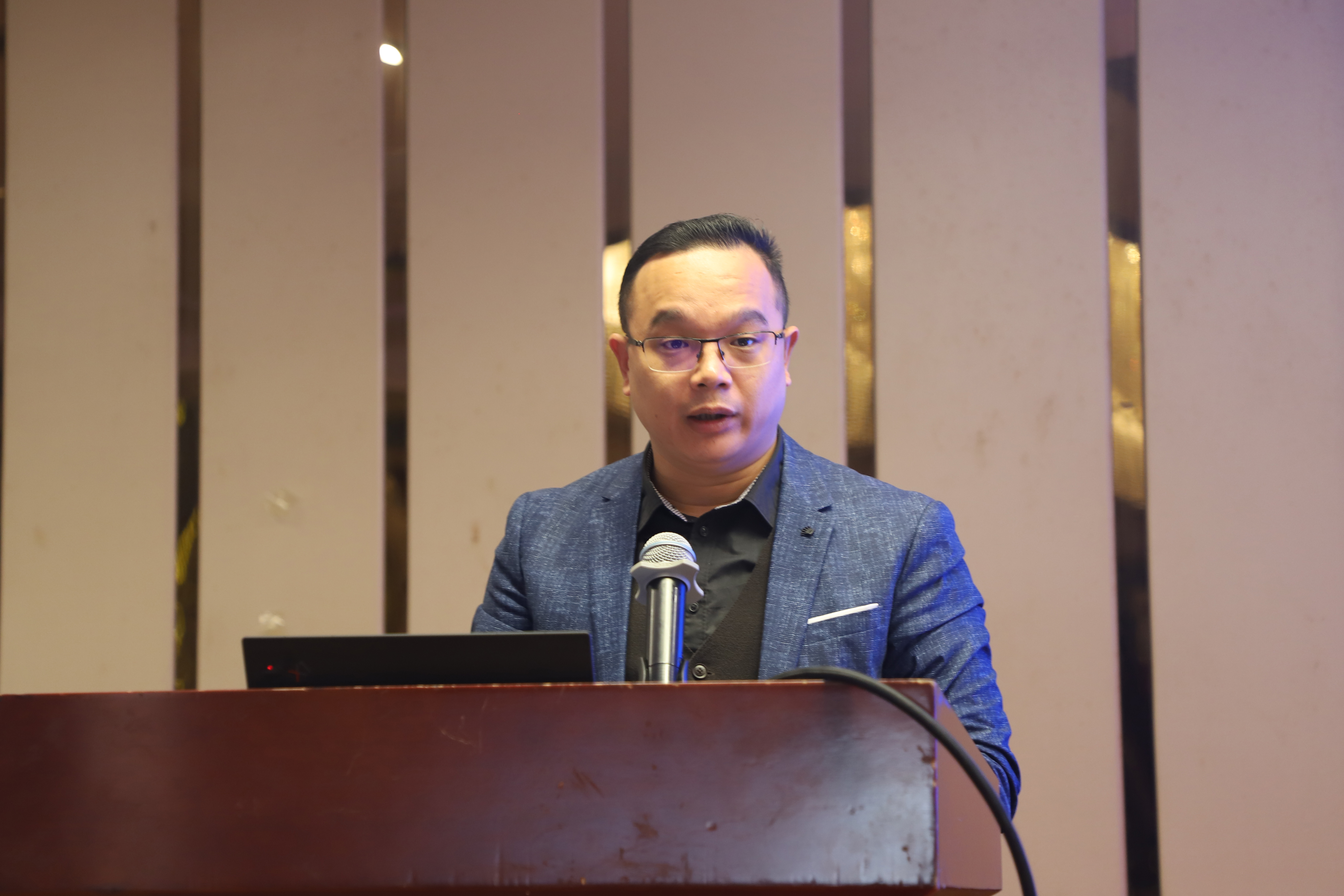 IMG_1130.jpg IMG_1130.jpg