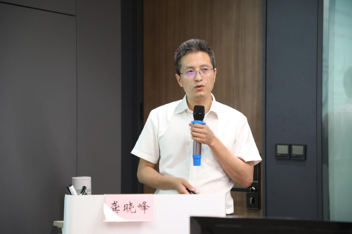 三公司市场客户部总经理龚晓峰授课.png