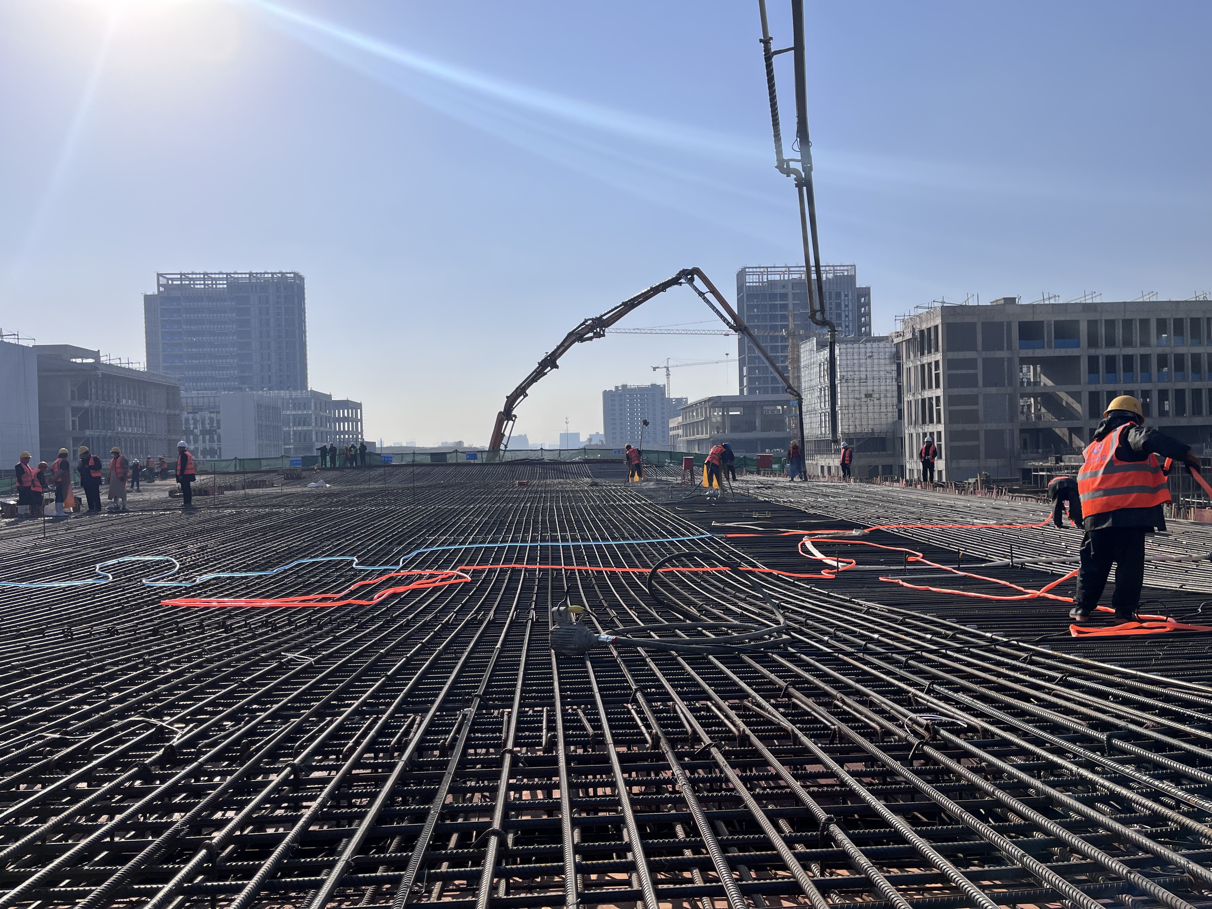 项目施工现场.jpg 项目施工现场.jpg