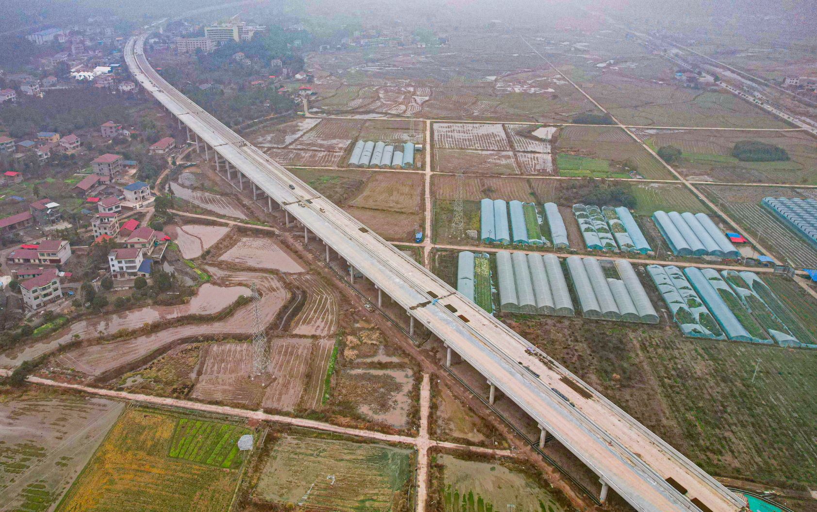 土木公司零道高速项目西边湾特大桥贯通.png 土木公司零道高速项目西边湾特大桥贯通.png