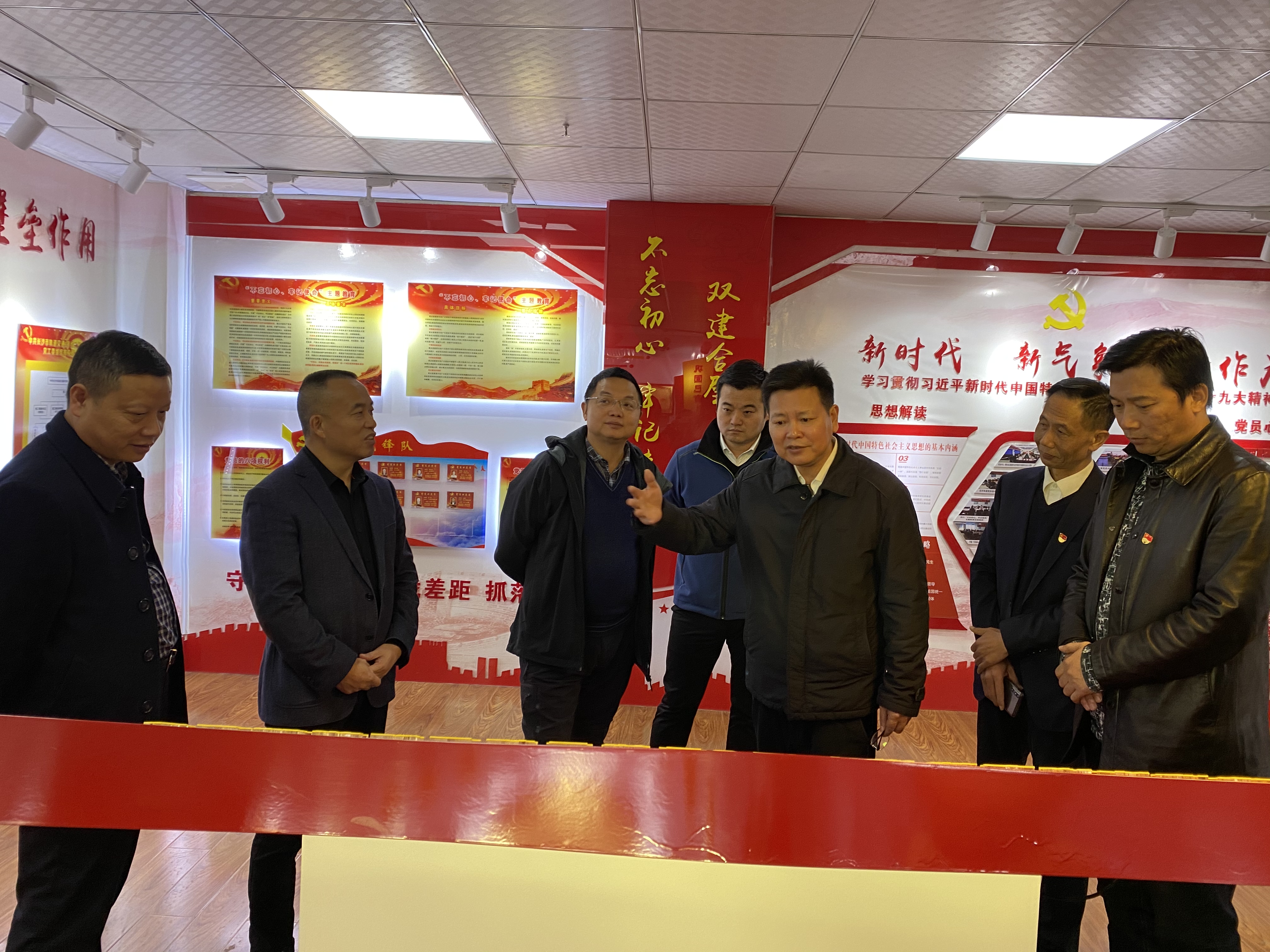 c08567683a7bee1ceae65d74f7f1e85.jpg c08567683a7bee1ceae65d74f7f1e85.jpg