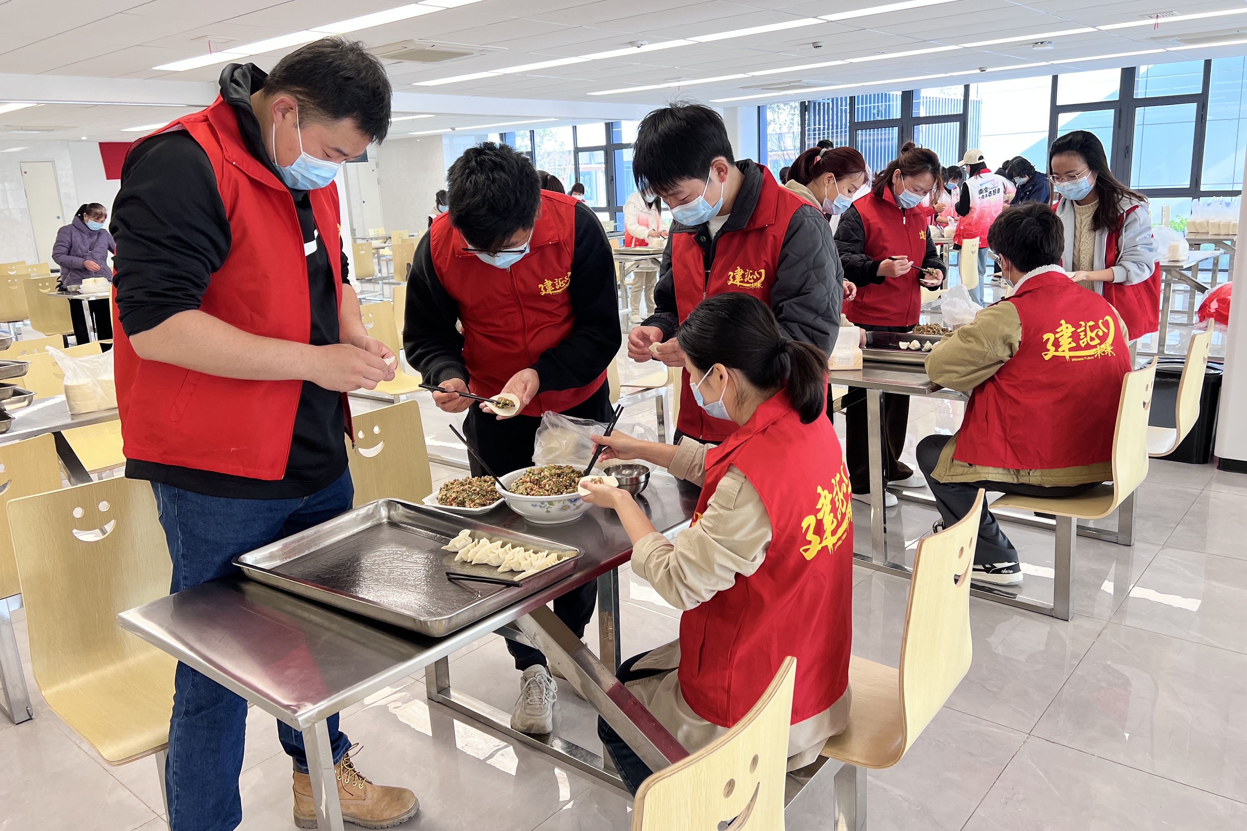 活动现场1.jpg 活动现场1.jpg