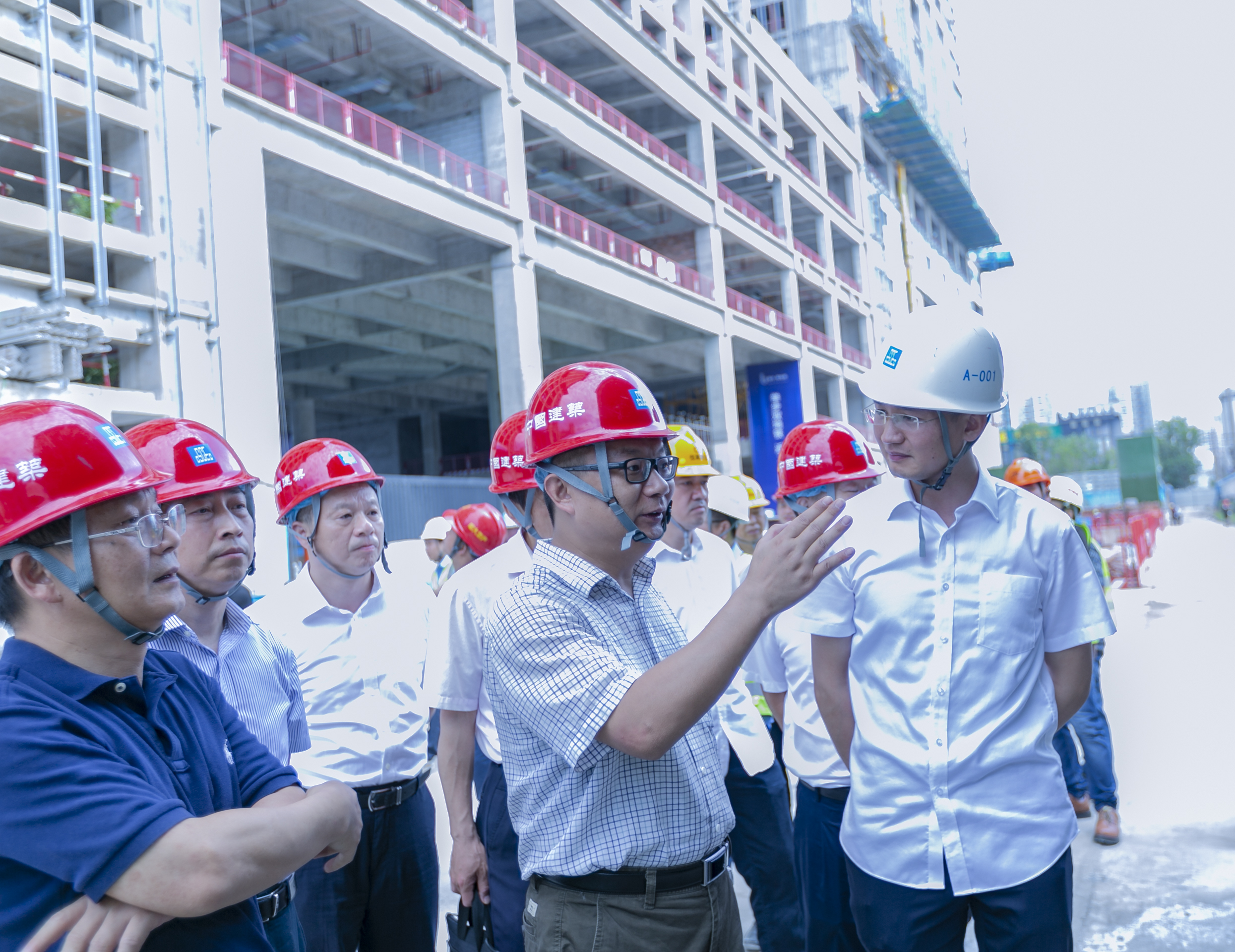 黄局.jpg 黄局.jpg