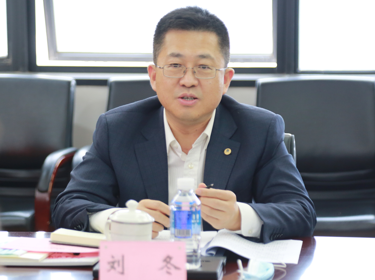 陈勇 2月24日上午,中建五局董事,总经理,党委副书记刘冬,党委常委