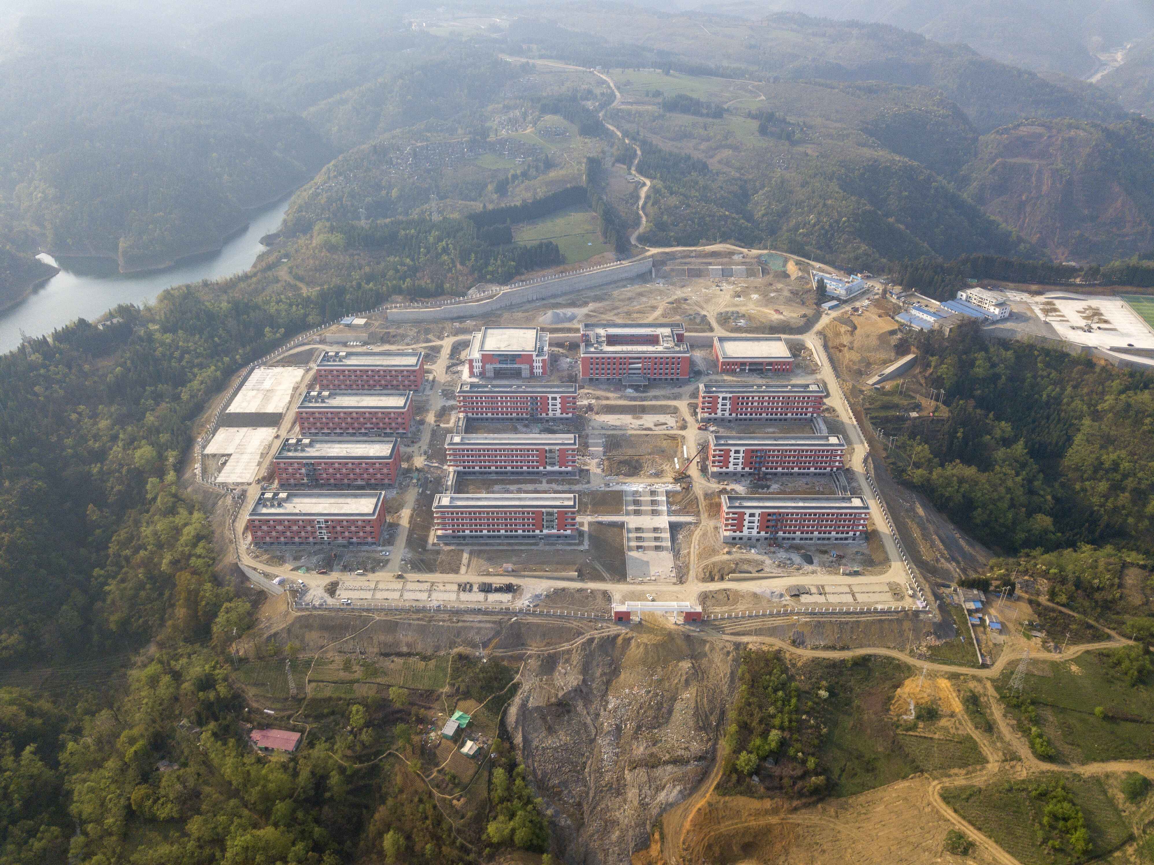 7.云南省普通高中建设项目EPC总承包(标段一）项目.jpg