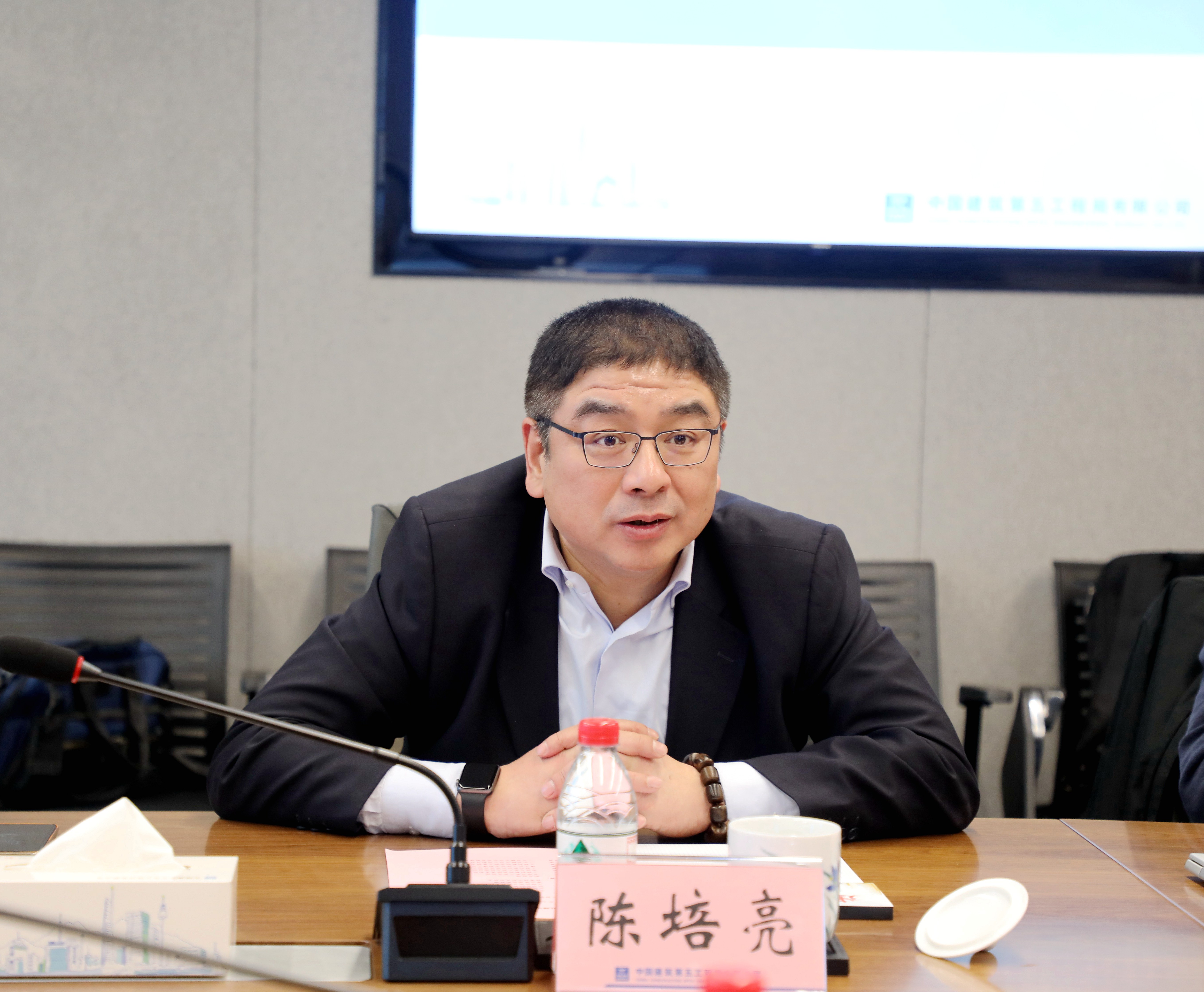 中联重科副总裁陈培亮到访局工程创新研究院,李凯出席