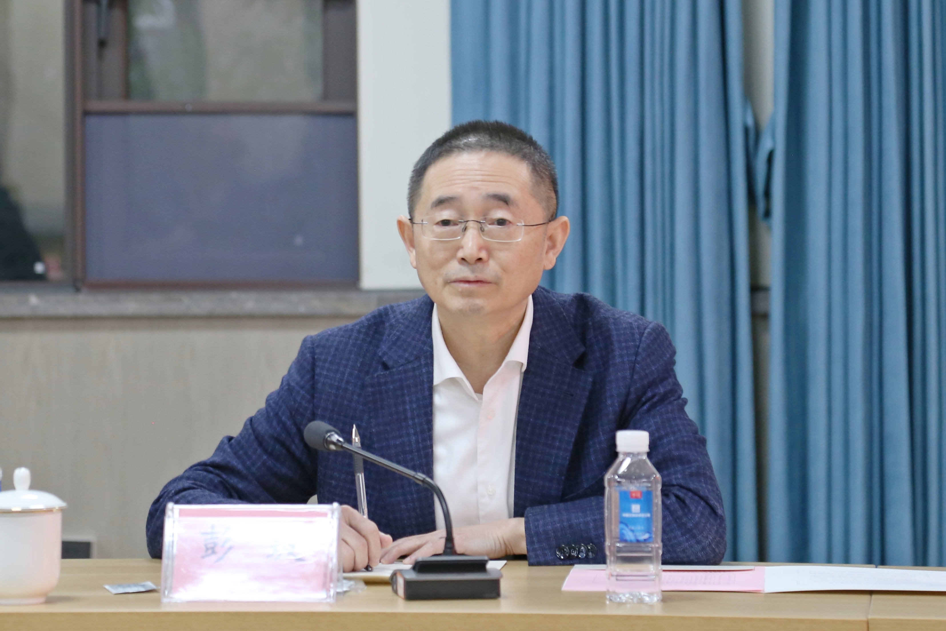 田卫国会见湖南出版集团党委书记,董事长彭玻