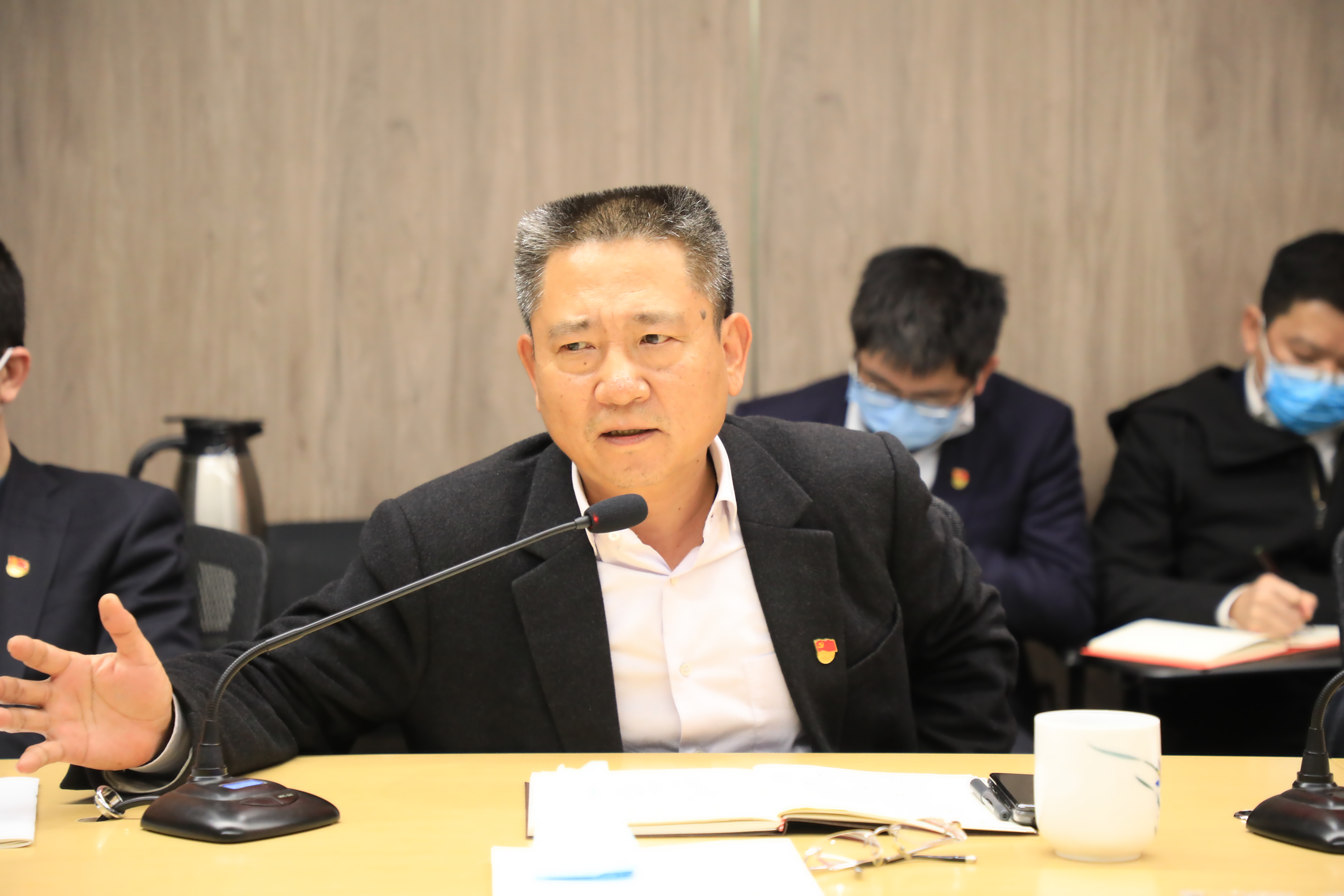 李凯作为普通党员身份参加局建筑设计院党总支一季度党员大会