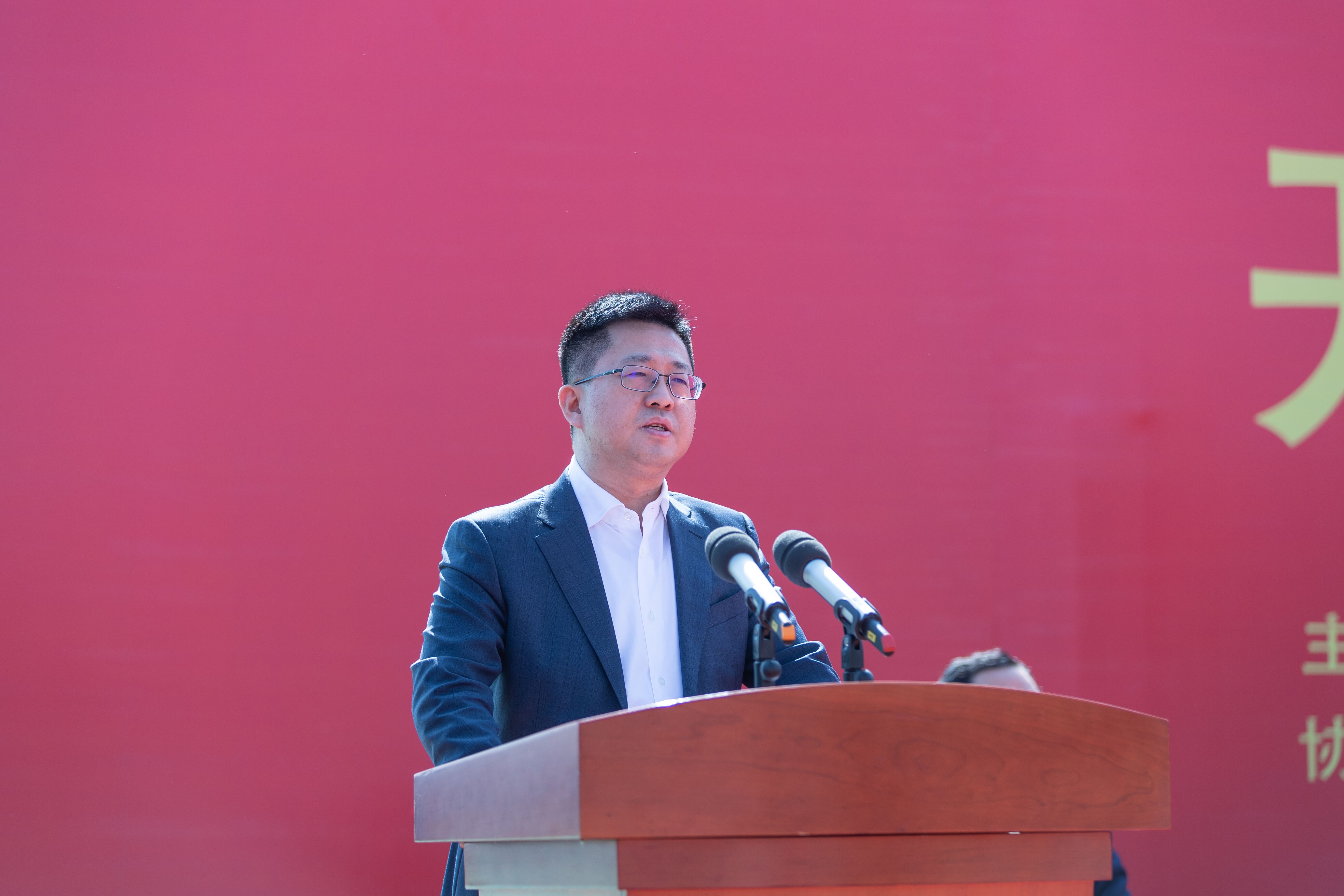 刘冬出席土木公司玉溪卷烟厂就地技术改造项目开工仪式
