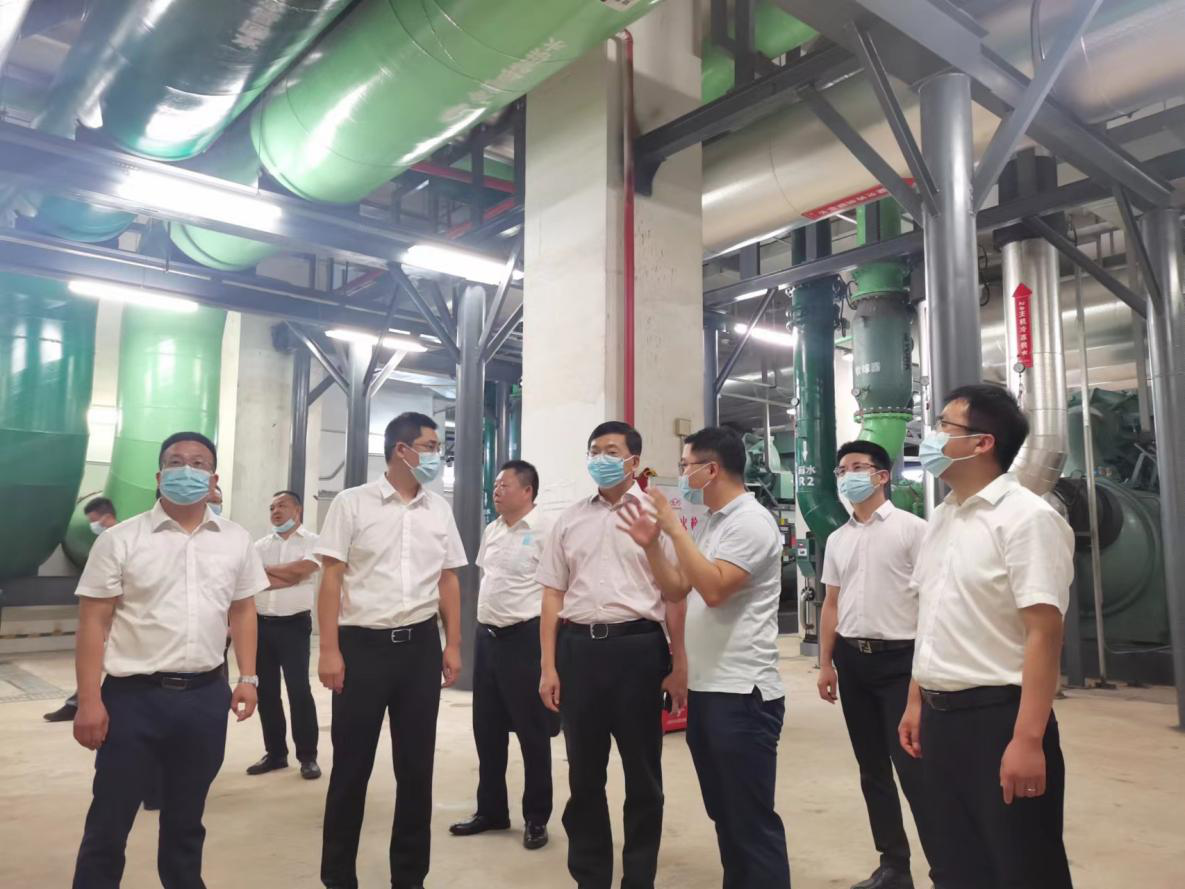 邓尤东一行参观东莞国贸项目能源中心.png