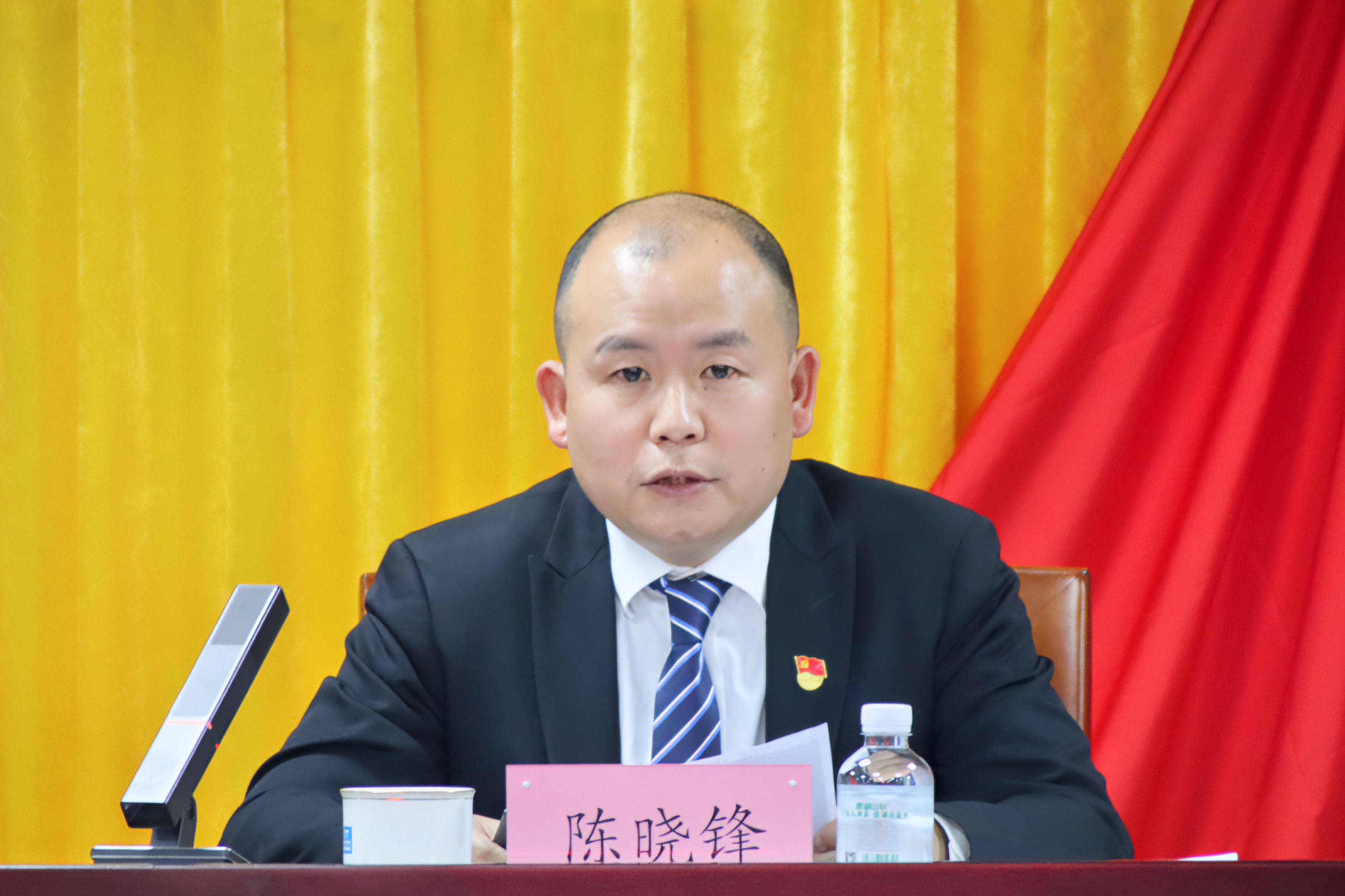 陈晓锋.jpg 陈晓锋.jpg